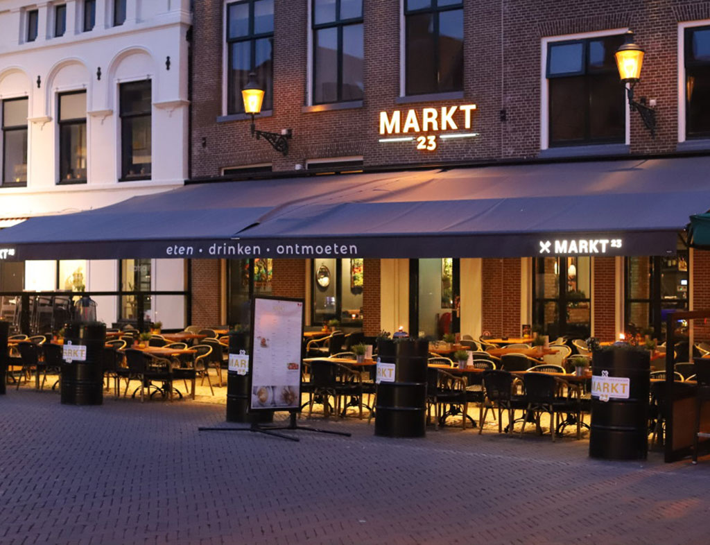 Boot-Huren-En-Dineren-Aan-Boord-Markt23-Sneek-3