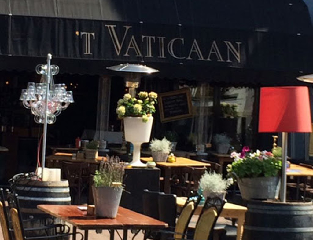 Boot-Huren-En-Dineren-Aan-Boord-Vaticaan-Sneek-1