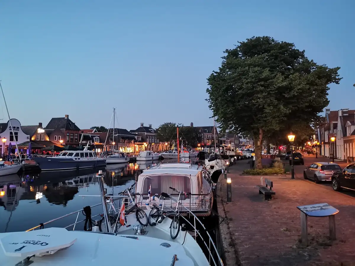 Grou haven — uw vertrekpunt