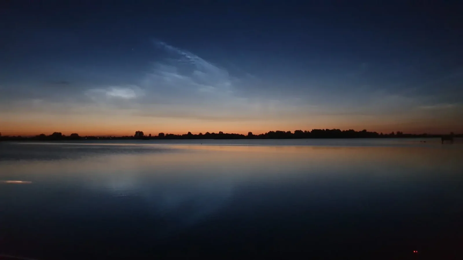 Jachthaven Grou bij avond